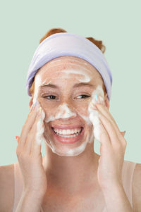 Clear The Way Clarifying Face Wash