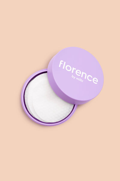 One Swipe Glow Wipe Treatment Pads